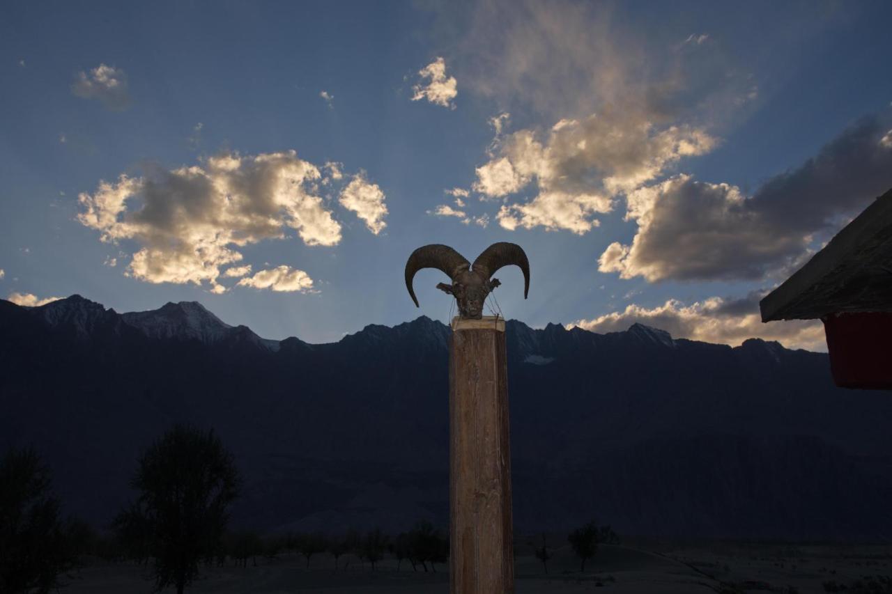 Baltistan Fort Skardu Resort Bagian luar foto